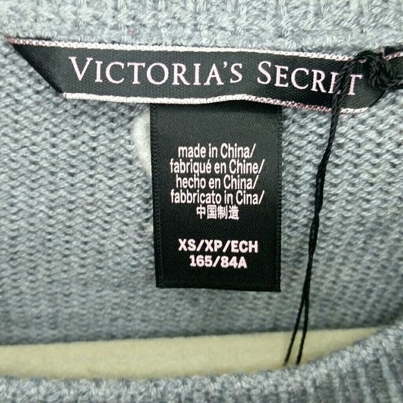 LAST ONE! 💕Conf Victoria’s Secret Women’s Sweater - Picture 5 of 7